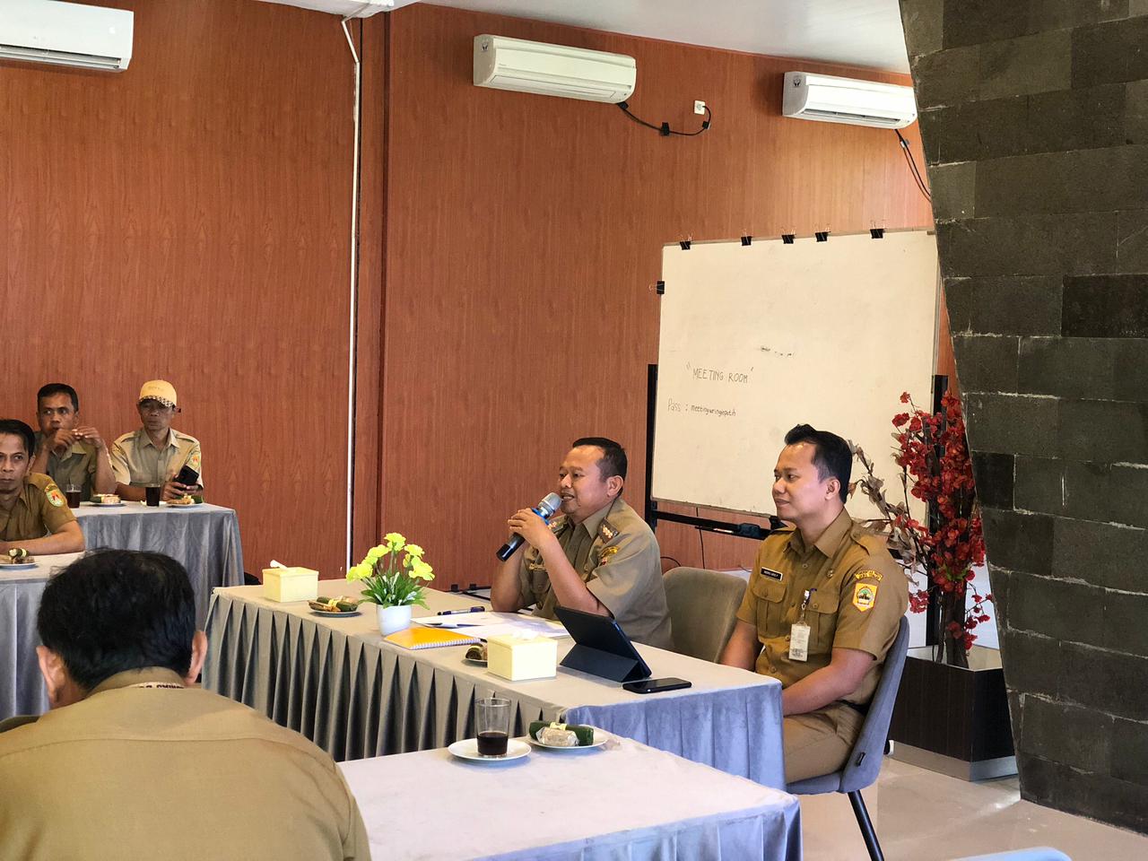 BKD Jateng Gelar Rapat Evaluasi Capaian Kinerja Program Percepatan Penanggulangan Kemiskinan 2025